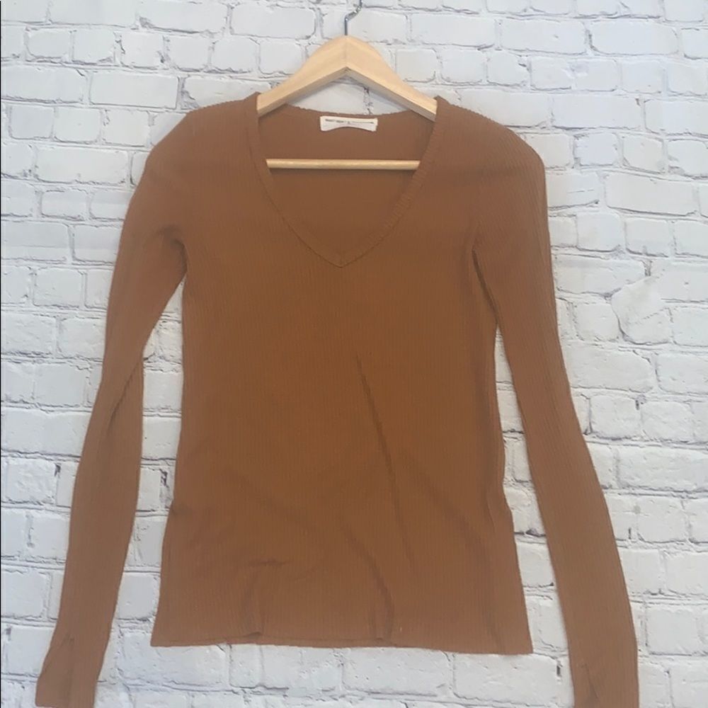 👕 Urban Outfitters: Project Social T Ribbed V-Neck Top - Size XS (Rust)